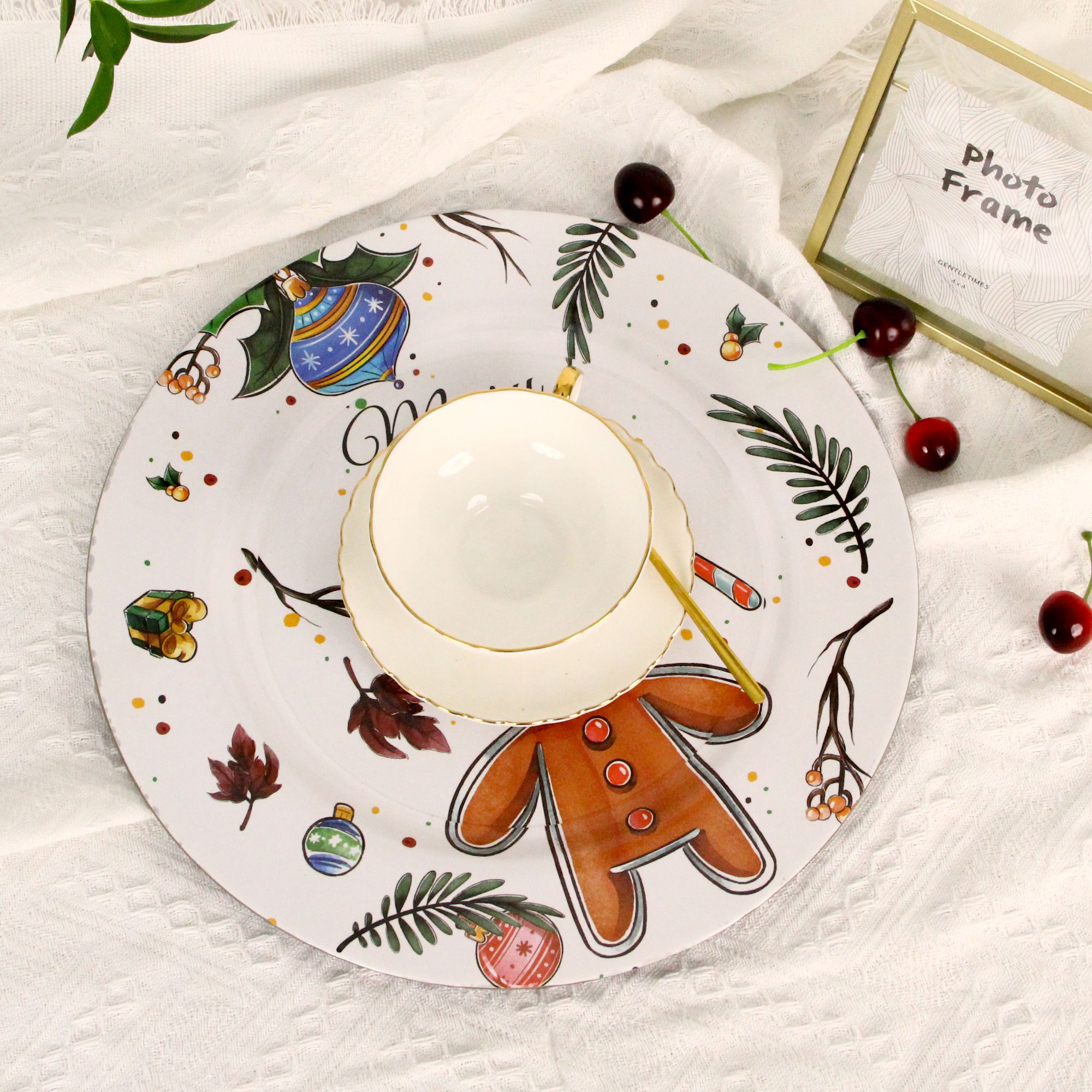 New Design For Christmas Santa Claus Pattern Plastic Charger Tray Wedding Banquet Table Decoration Charger Plate