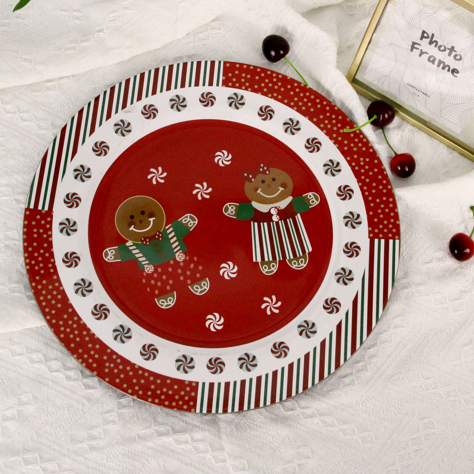 New Design For Christmas Santa Claus Pattern Plastic Charger Tray Wedding Banquet Table Decoration Charger Plate