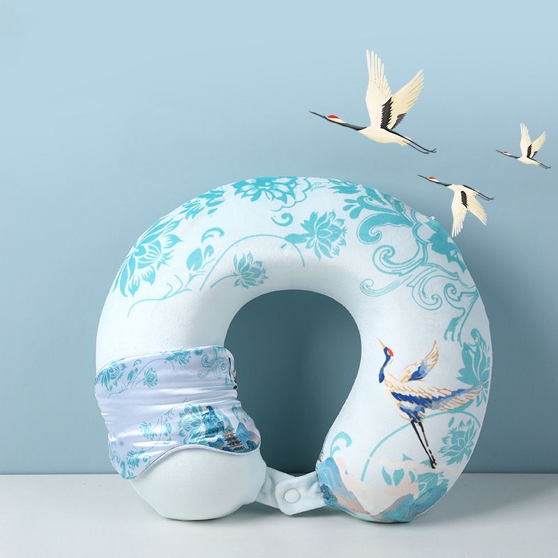 Blue and White Porcelain Decoration Memory Foam U-Shaped Pillow With Eye Mask Chinese Characteristic