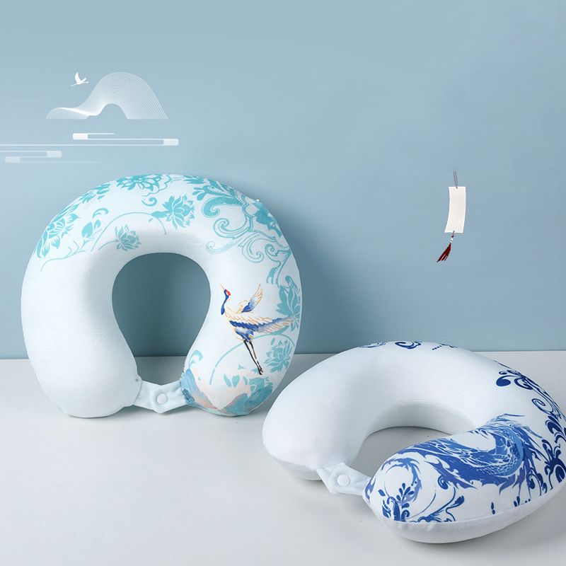 Blue and White Porcelain Decoration Memory Foam U-Shaped Pillow With Eye Mask Chinese Characteristic