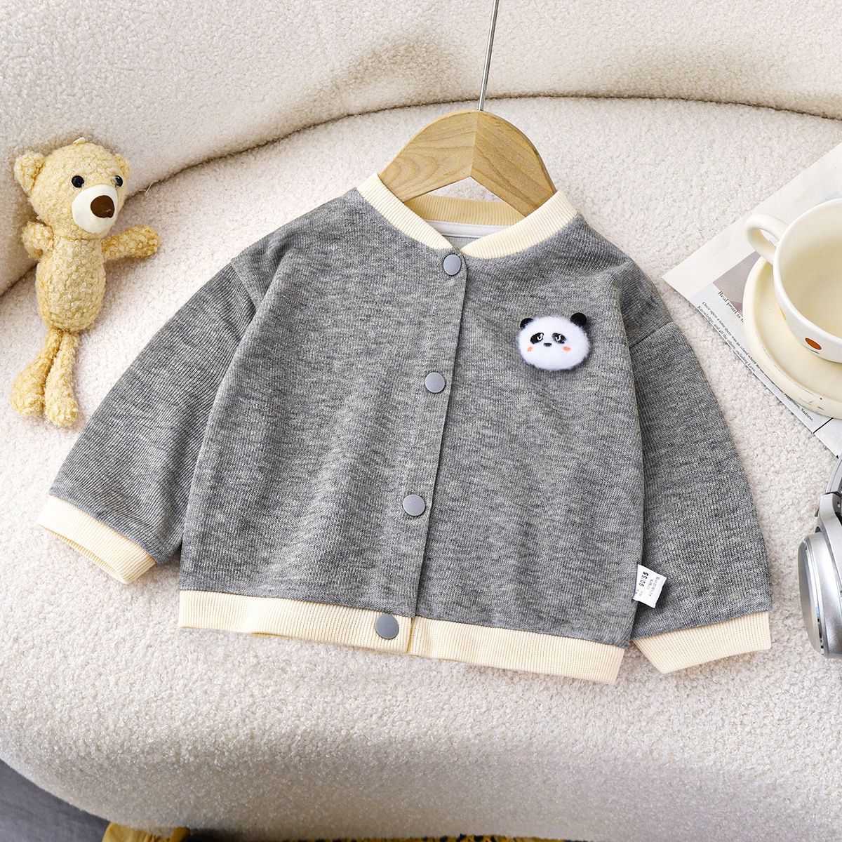 Autumn and Winter Girls' Jacket Cute Panda Design, Cozy and Casual Long-Sleeve Sweater for Daily Wear, Warm Children's Top