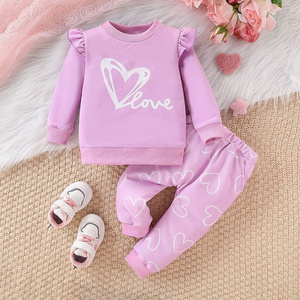 Girls' Autumn/Winter Heart Set, Long-Sleeve Sweatshirt with Heart Print Pants, Sweet Ruffle Design