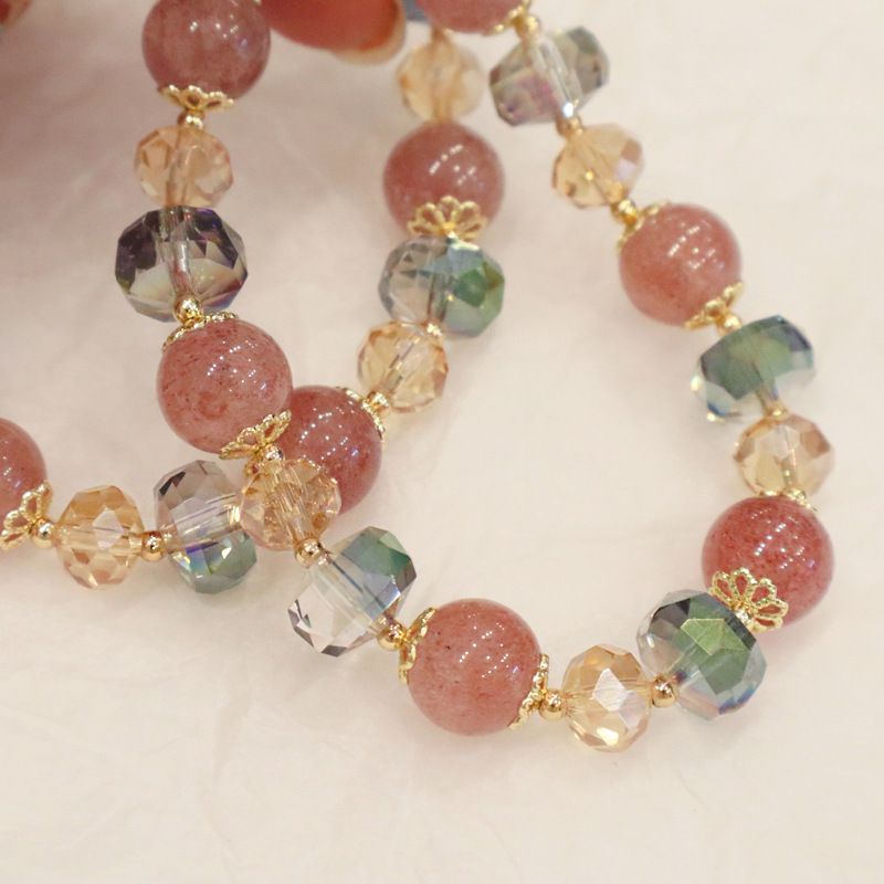 Colorful girl, light luxury, new glass imitation strawberry crystal bracelet, beaded bracelet, women's sen, fashion and simplic