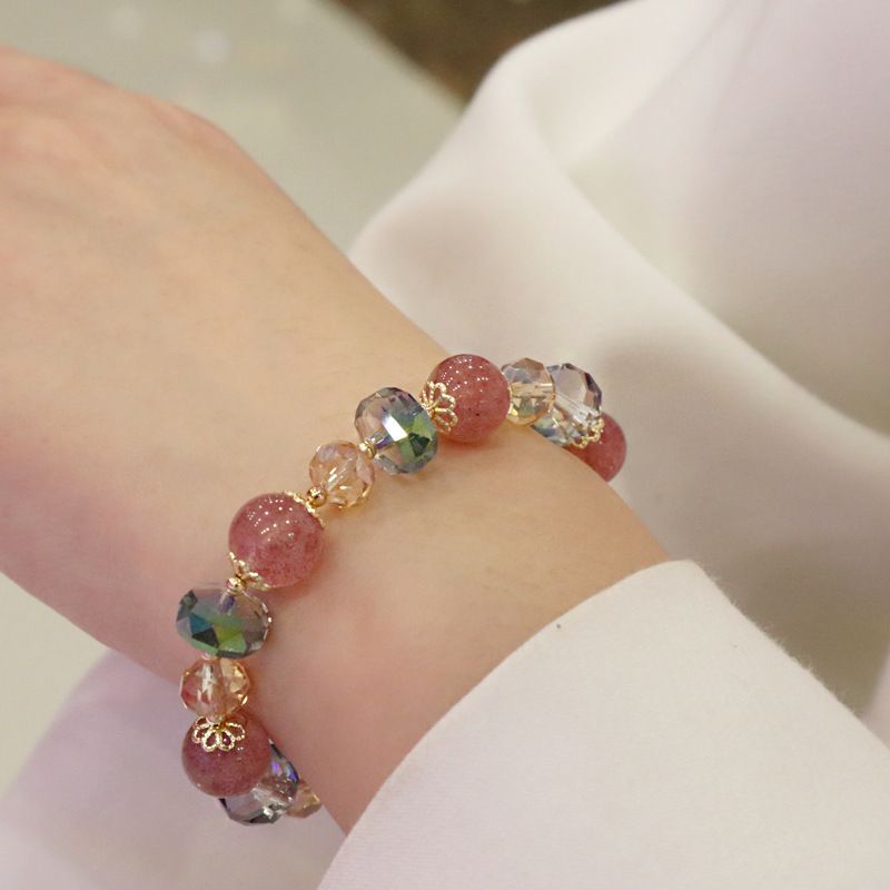 Colorful girl, light luxury, new glass imitation strawberry crystal bracelet, beaded bracelet, women's sen, fashion and simplic