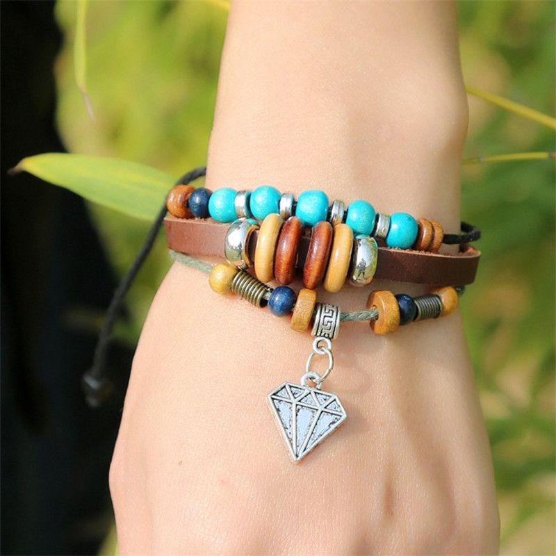 New leather bracelet beaded bracelet Japanese and Korean popular cowhide bracelet manufacturers low price direct sales