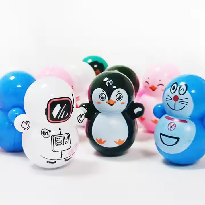 Cartoon mini tumbler penguin children's puzzle mini gift leisure nostalgia small toys wholesale