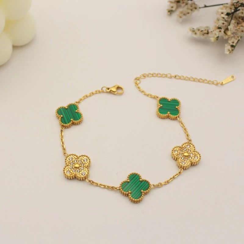 Exquisite 18k Gold Plated Zircon Four Leaf Clover Fashion Jewelry Set Girls Women