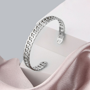 1 piece of stainless steel adjustable women's simple striped color retention wear-resistant fashionable chain bracelet