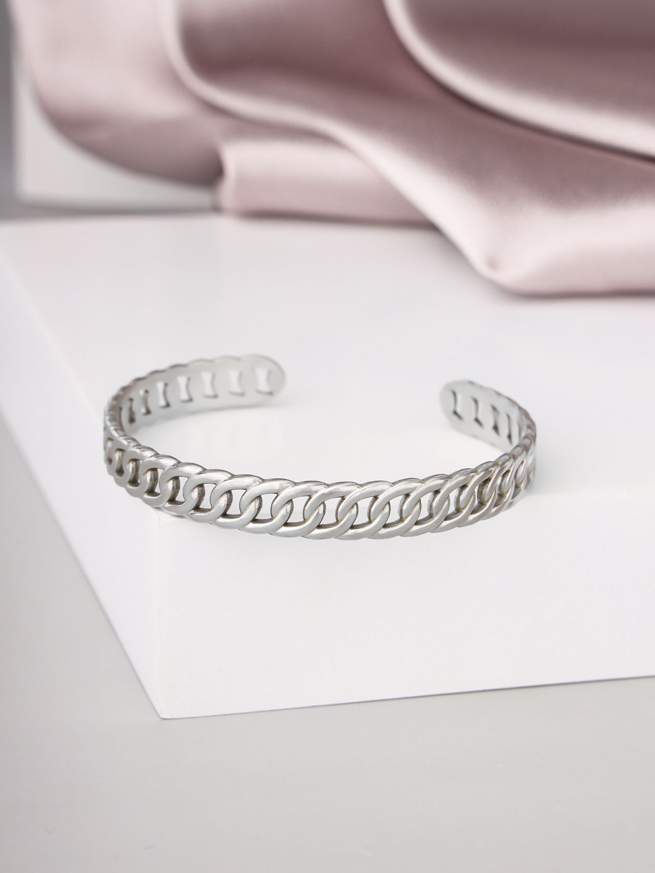 1 piece of stainless steel adjustable women's simple striped color retention wear-resistant fashionable chain bracelet