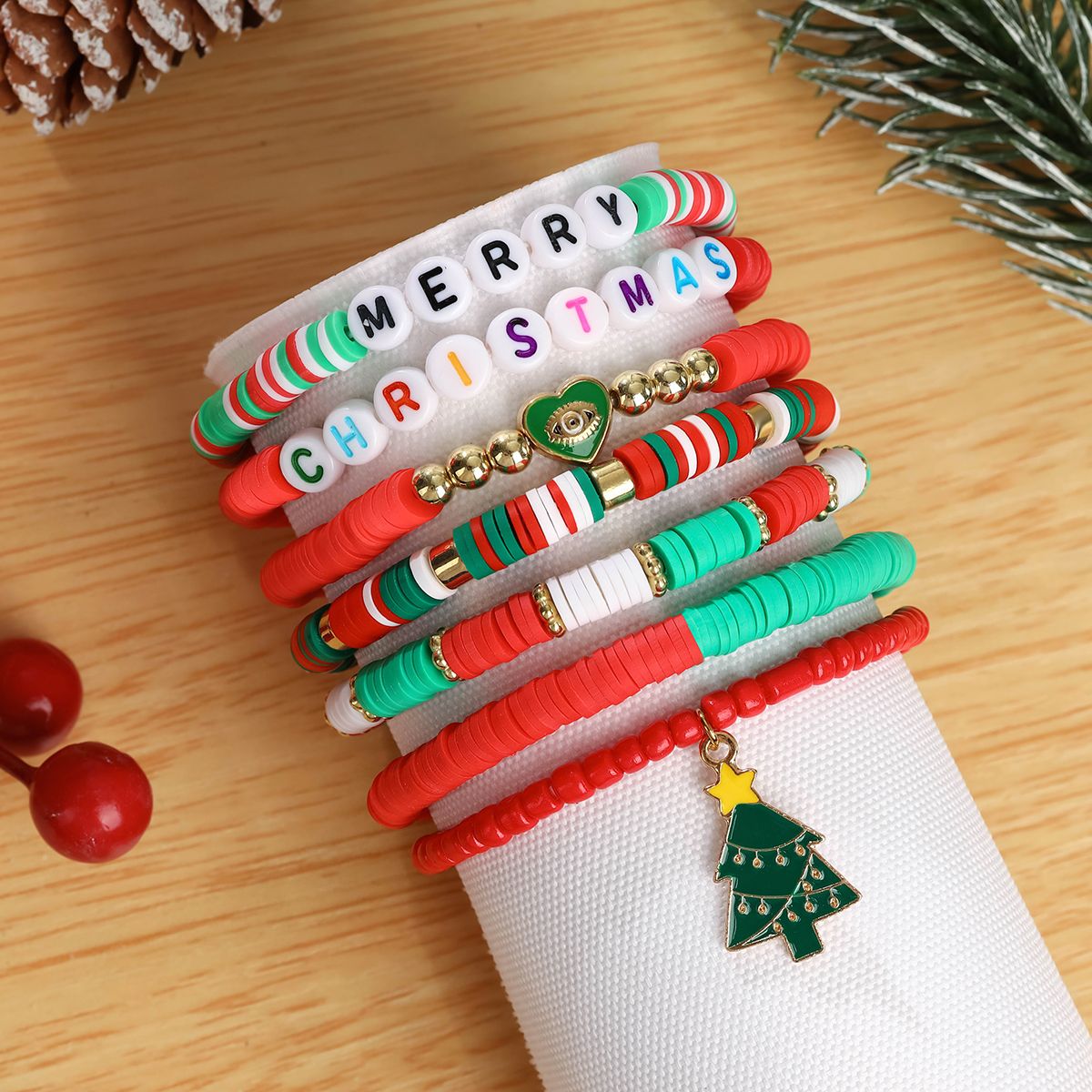 7 Pieces Christmas Soft Ceramic Zinc Alloy Christmas Tree Letters Handmade Beaded Elastic Adjustable Fashion Bracelet Set