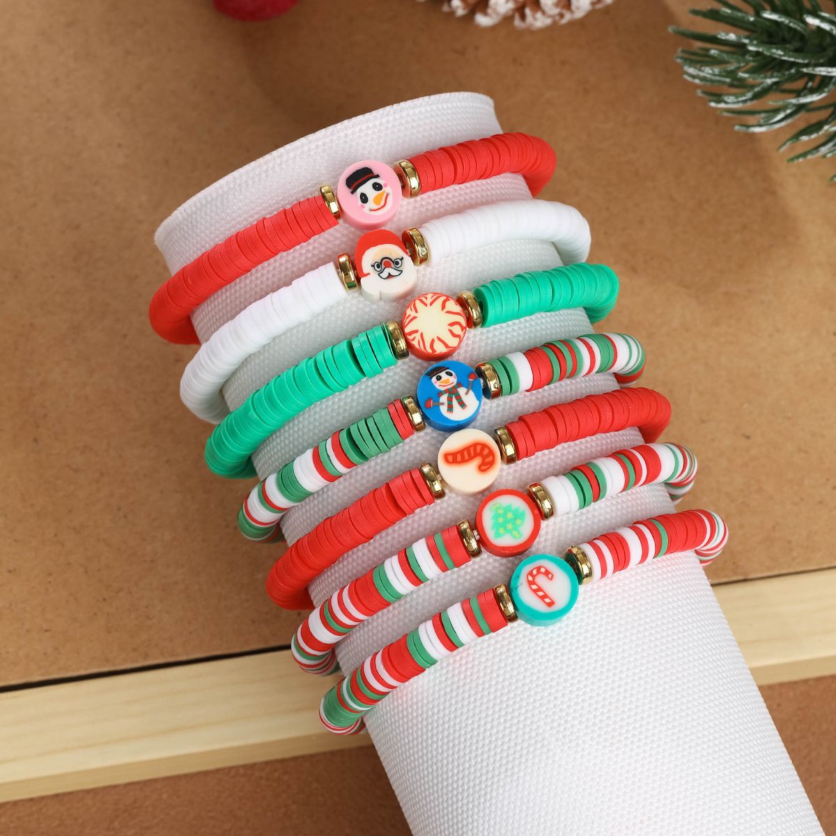 7 Pieces Christmas Soft Ceramic Zinc Alloy Small Snowman Star Santa Handmade Beaded Elastic Adjustable Fashion Bracelet Set