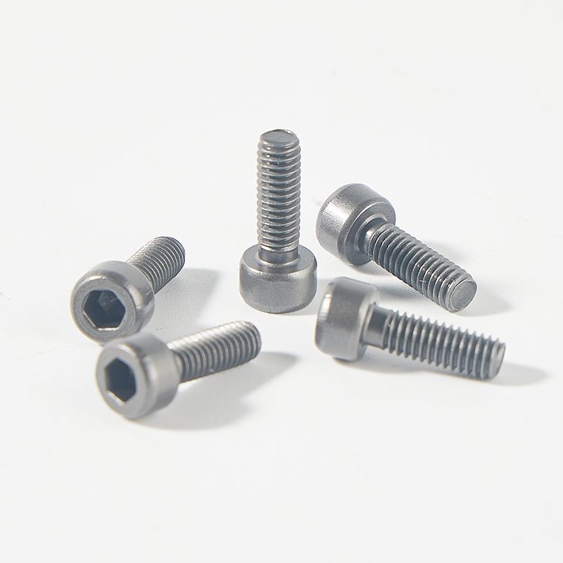 Socket cap head high strength machine screw