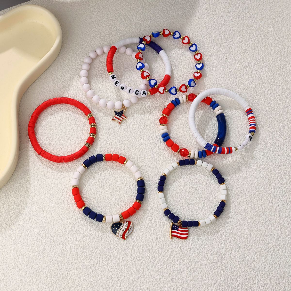 8 Pieces Independence Day Soft Ceramic Zinc Alloy American Flag Heart Handmade Beaded Elastic Adjustable Fashion Bracelet Set