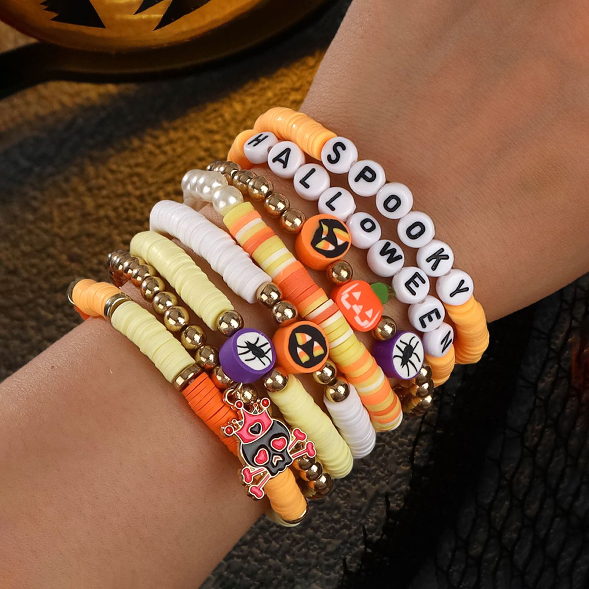 8 Pieces Halloween Soft Ceramic Zinc Alloy Pumpkin Alphabet Handmade Beaded Elastic Adjustable Fashion Bracelet Set