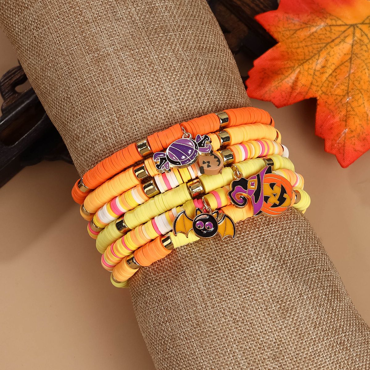 6 Pieces Halloween Soft Ceramic Zinc Alloy Pumpkin Bat Handmade Beaded Elastic Adjustable Fashion Bracelet Set