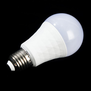 Energy Saving Light Intelligent Rechargeable Emergency Camping Led Bulb