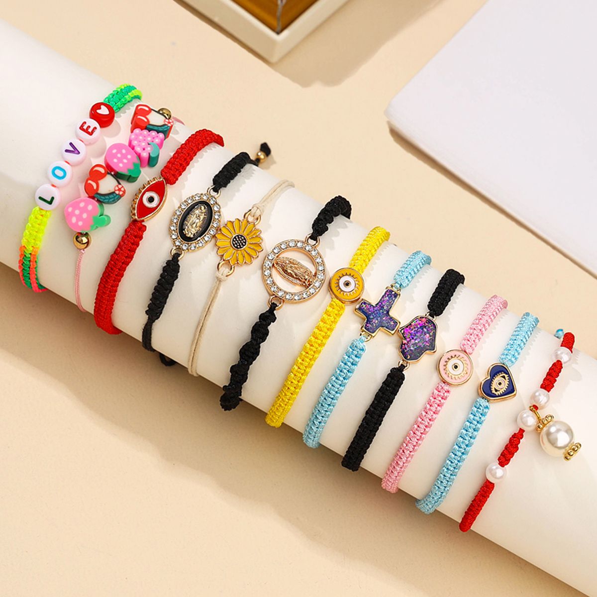 12 Pieces Braided Rope Soft Ceramic Zinc Alloy Heart Alphabet Handmade Adjustable Simple Fashion Bracelet Set