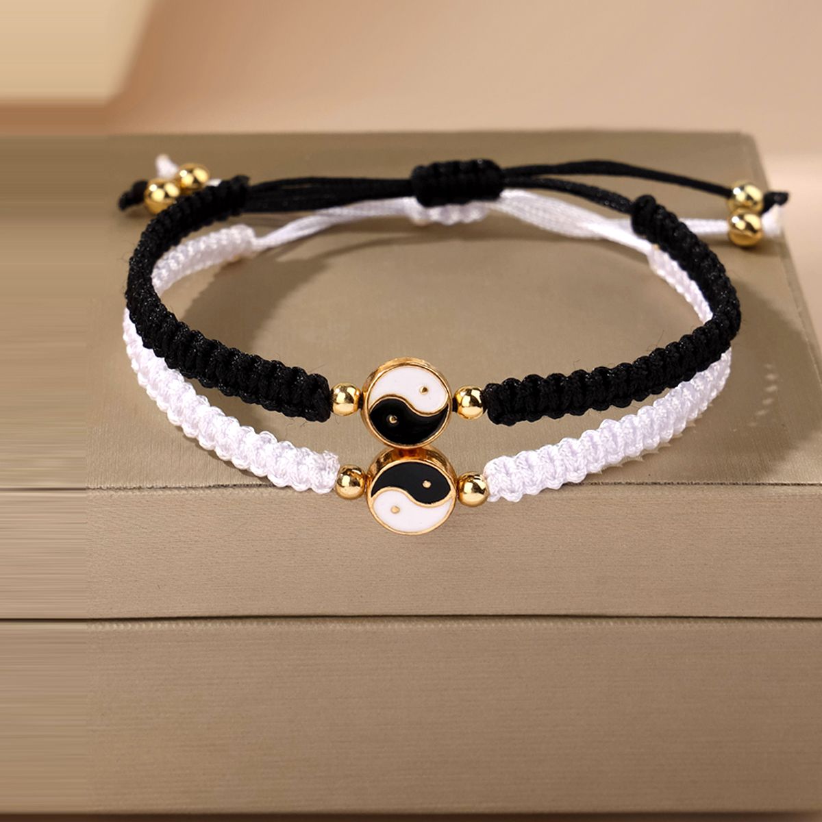 2 pieces woven rope zinc alloy Tai Chi black and white couple hand woven adjustable fashionable bracelet set