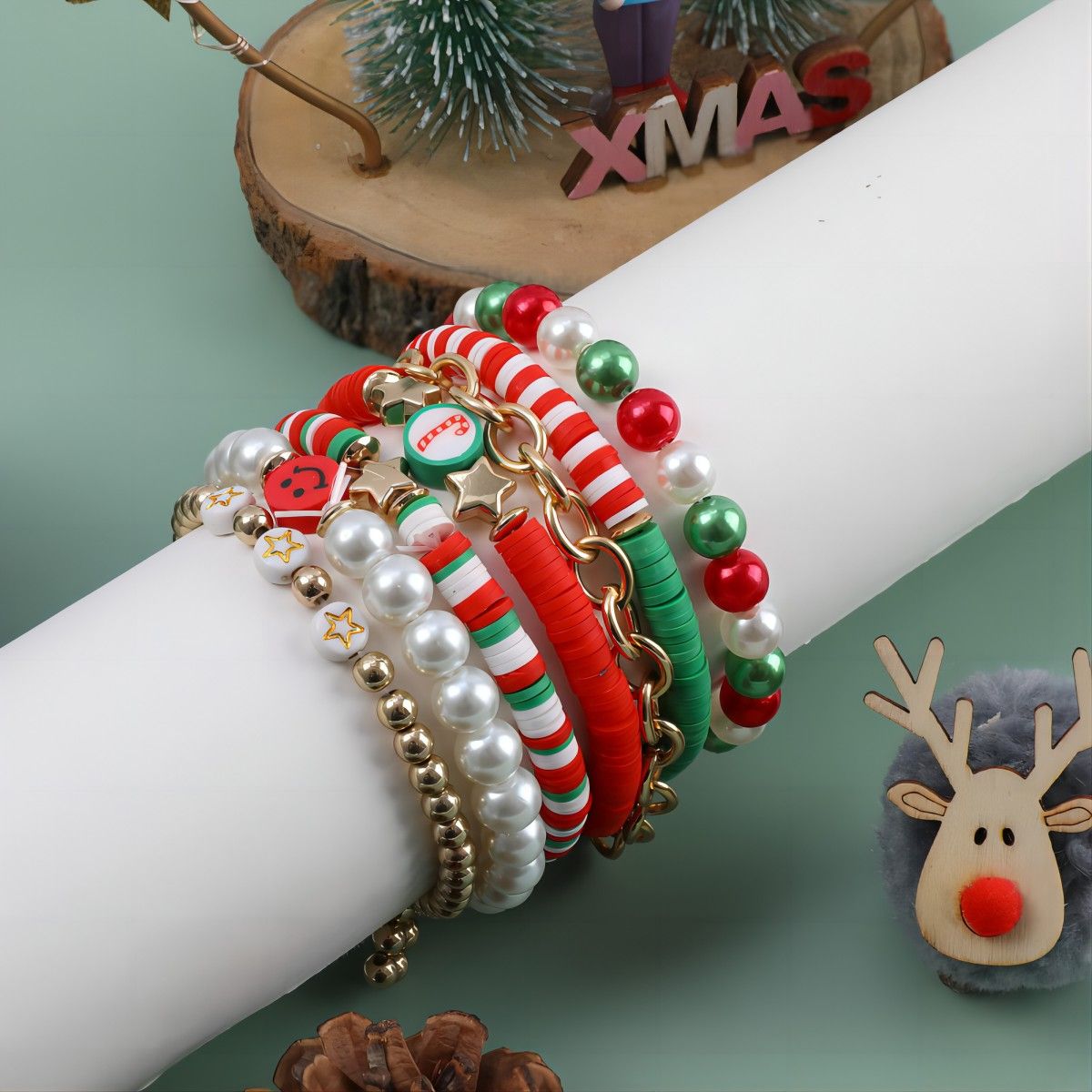 7 Pieces Christmas Soft Ceramic Zinc Alloy Smiley Star Handmade Beaded Elastic Adjustable Fashion Bracelet Set