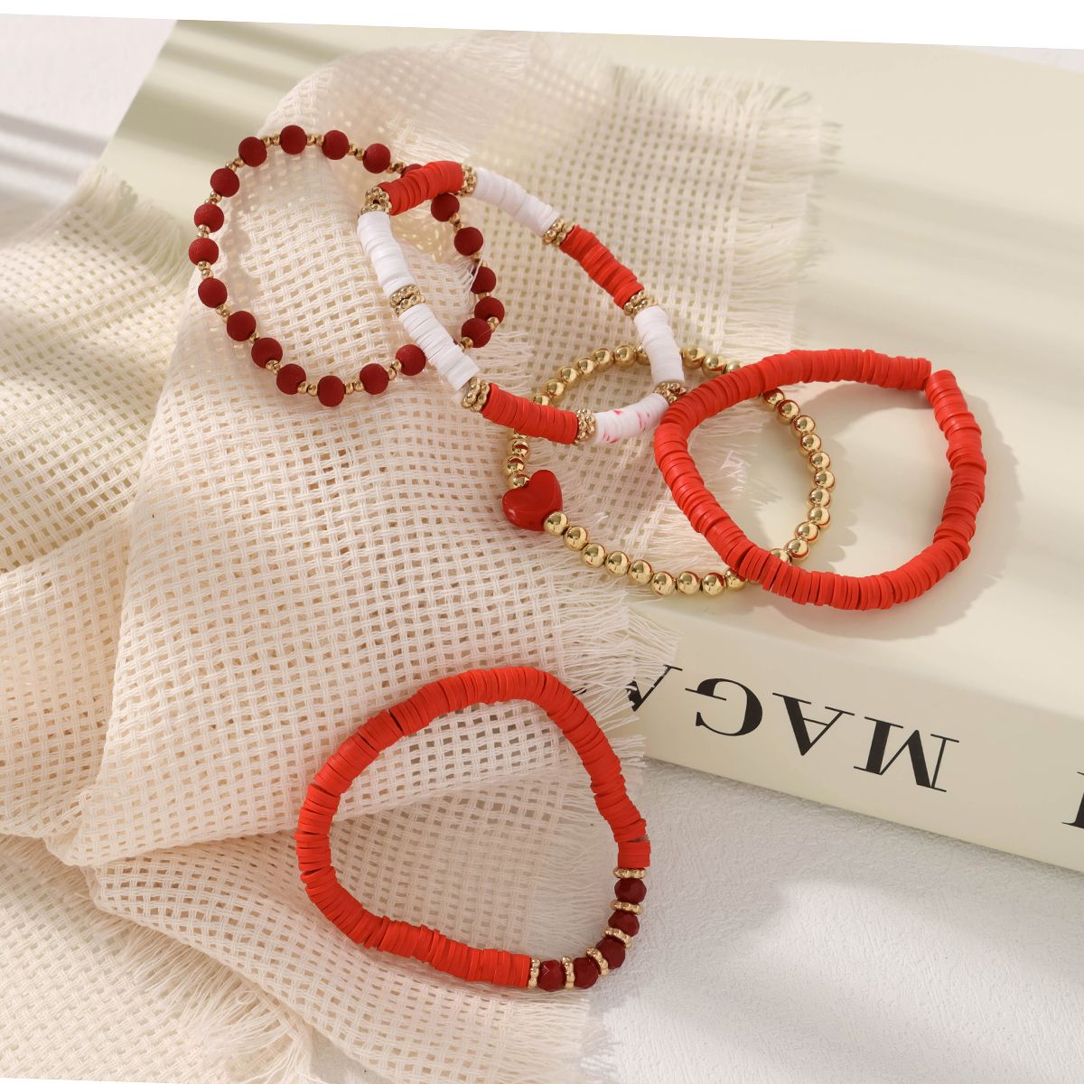 5 Pieces Valentine's Day Soft Ceramic Zinc Alloy Red Heart Handmade Beaded Elastic Adjustable Fashion Bracelet Set