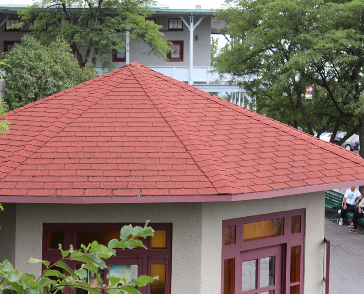 Durable Aesthetically Pleasing Premium Architectural Shingles for Modern Roofs