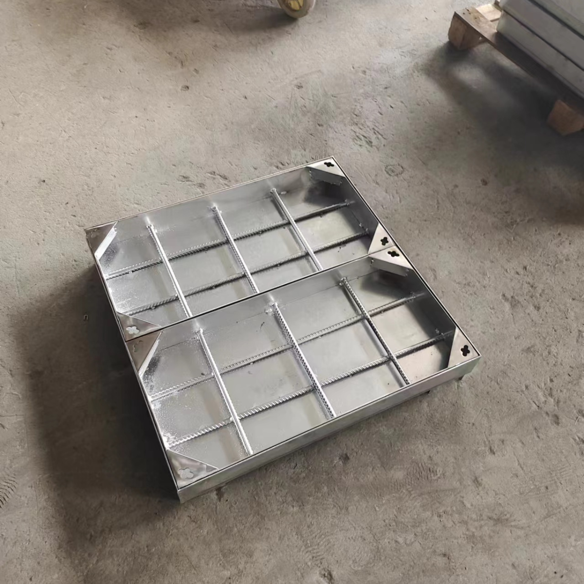 Stainless steel invisible manhole cover Square stainless steel cover plate Drain manhole cover