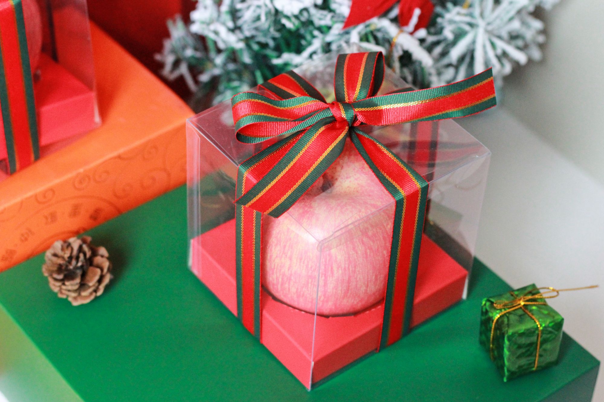 Christmas gift boxes with ribbon for Apples PET Clear Packaging for Food Ceremony Gift