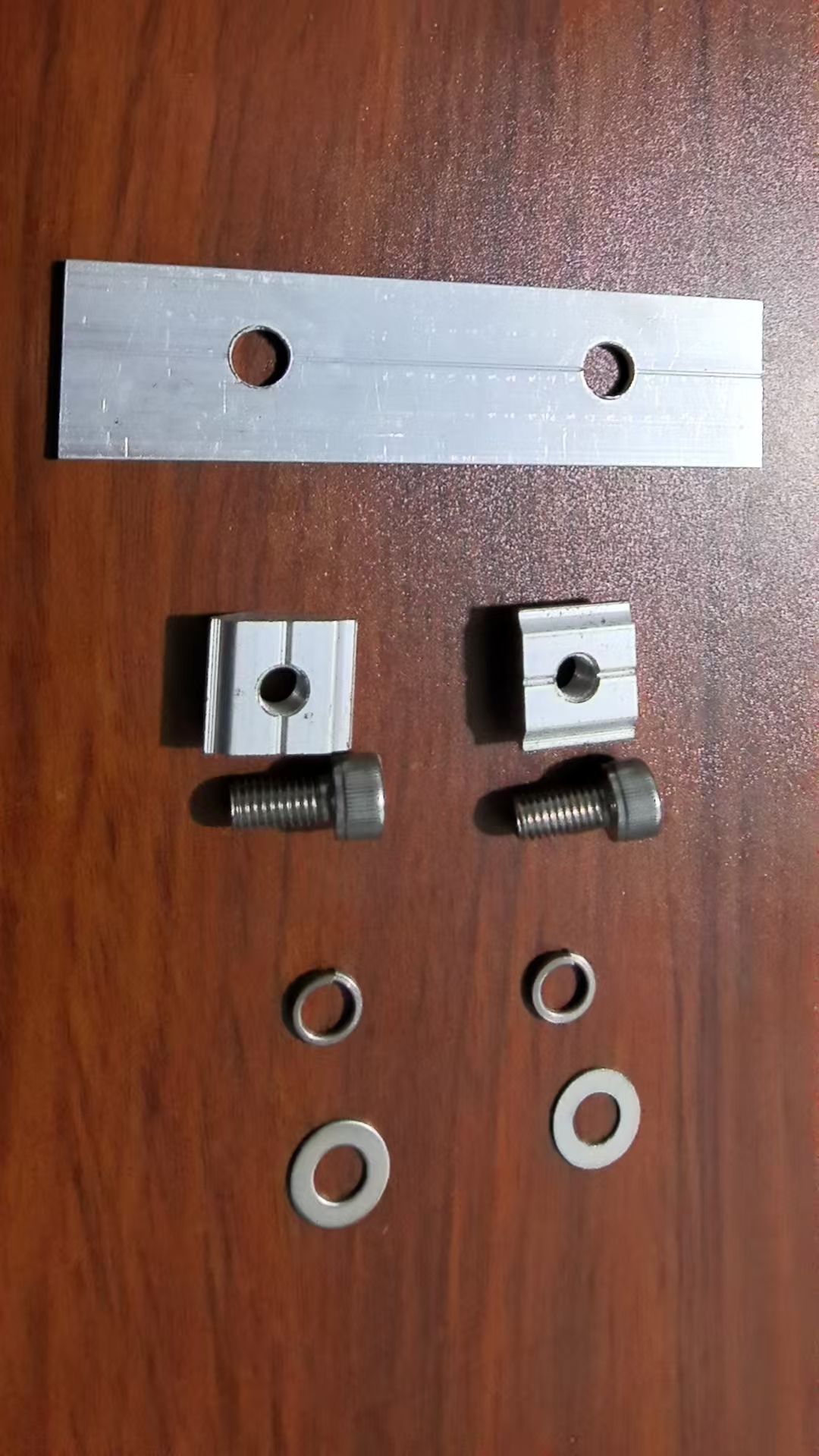 Aluminum bracket