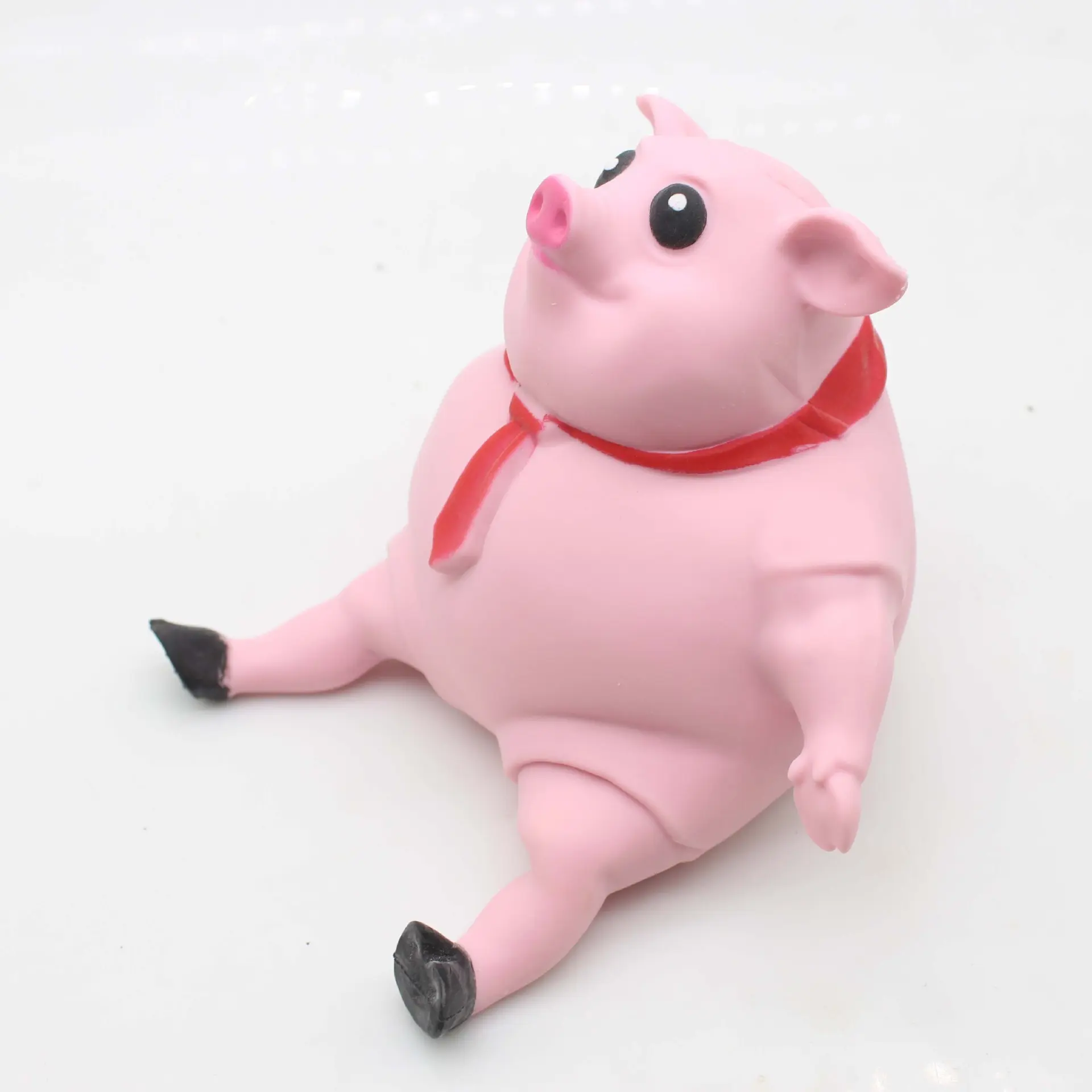 Pink skin pig decompression toy, squeeze and release tool, soft rubber sand packaging, environmentally friendly, non-toxic, slow