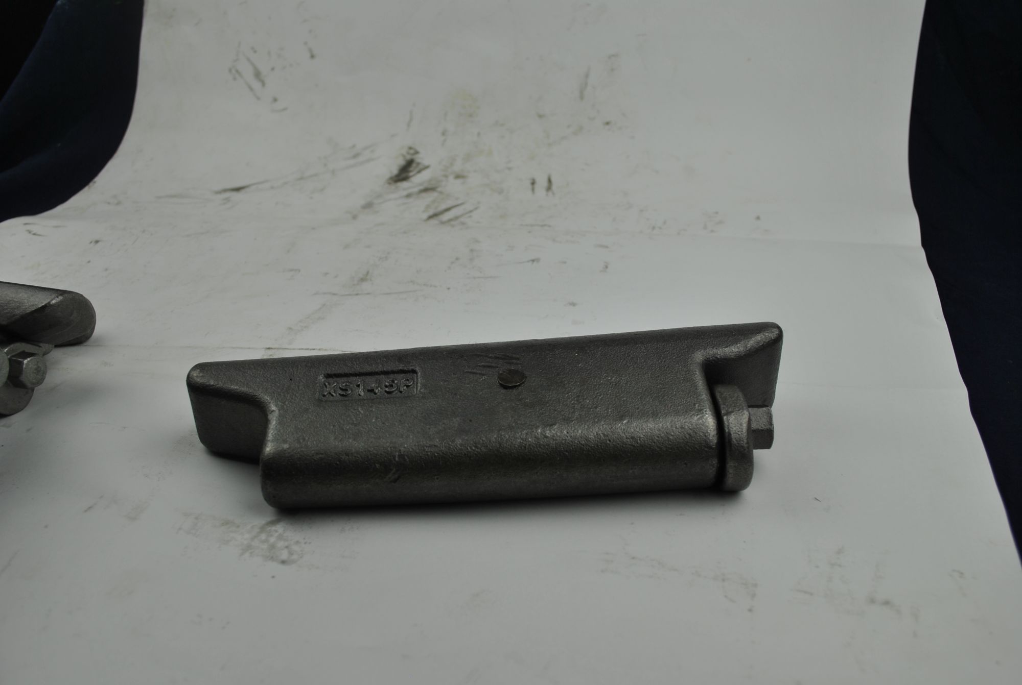 Komatsu bucket tooth pins lock K15PN,K20PN,K25PN,K30PN,K40PN,K50PN,K70PN,K85PN,K115PN,XS40PN,XS50PN,XS115PN,XS145PN