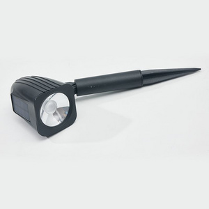 New Design IP65 Waterproof Outdoor Landscape Solar Garden Spike Spot Lamp