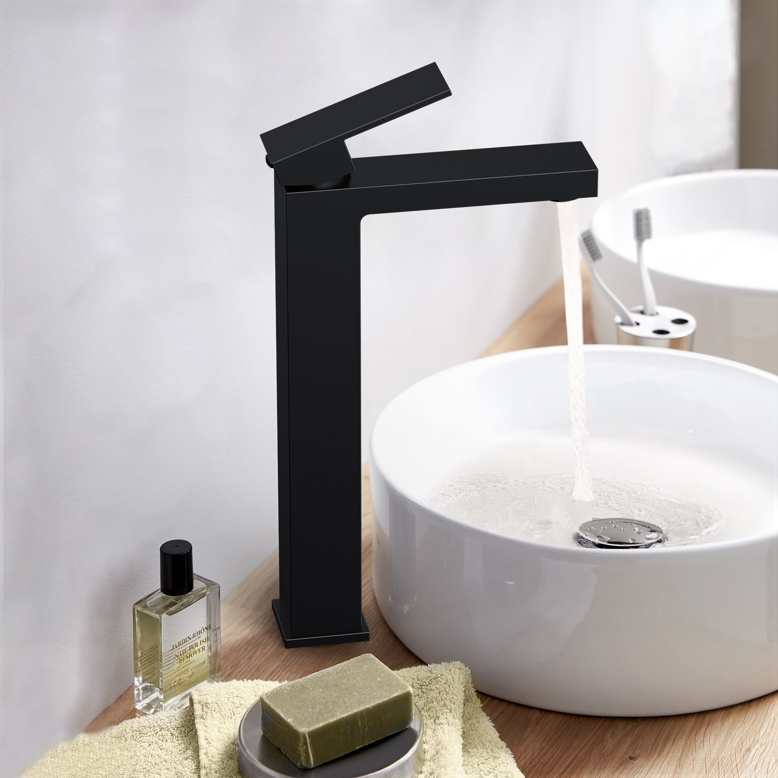 Single Handle Bathroom Sink Faucet With Optional Pop-Up Drain AB001000MB