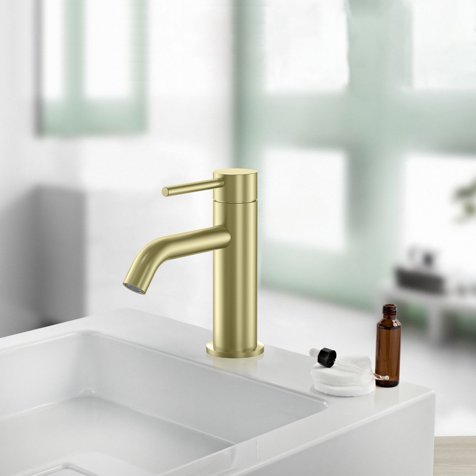 Circular Single Hand Wash Basin Faucet Made Of Solid Brass Construction AB000004BG