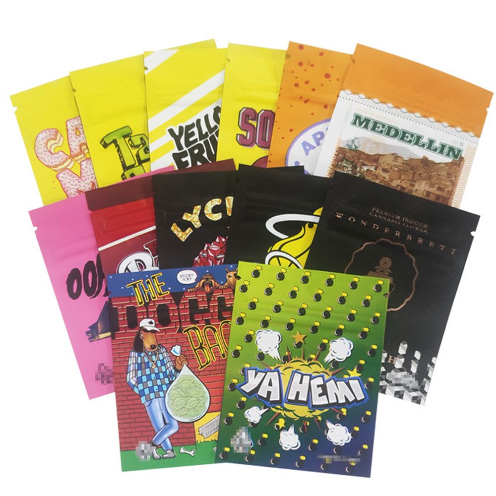 Custom Printed Exotic Smell Proof Stand up Pouch 3.5g 35 7g 1oz Smell Proof Cutout Packs Die Cut Mylar Bags