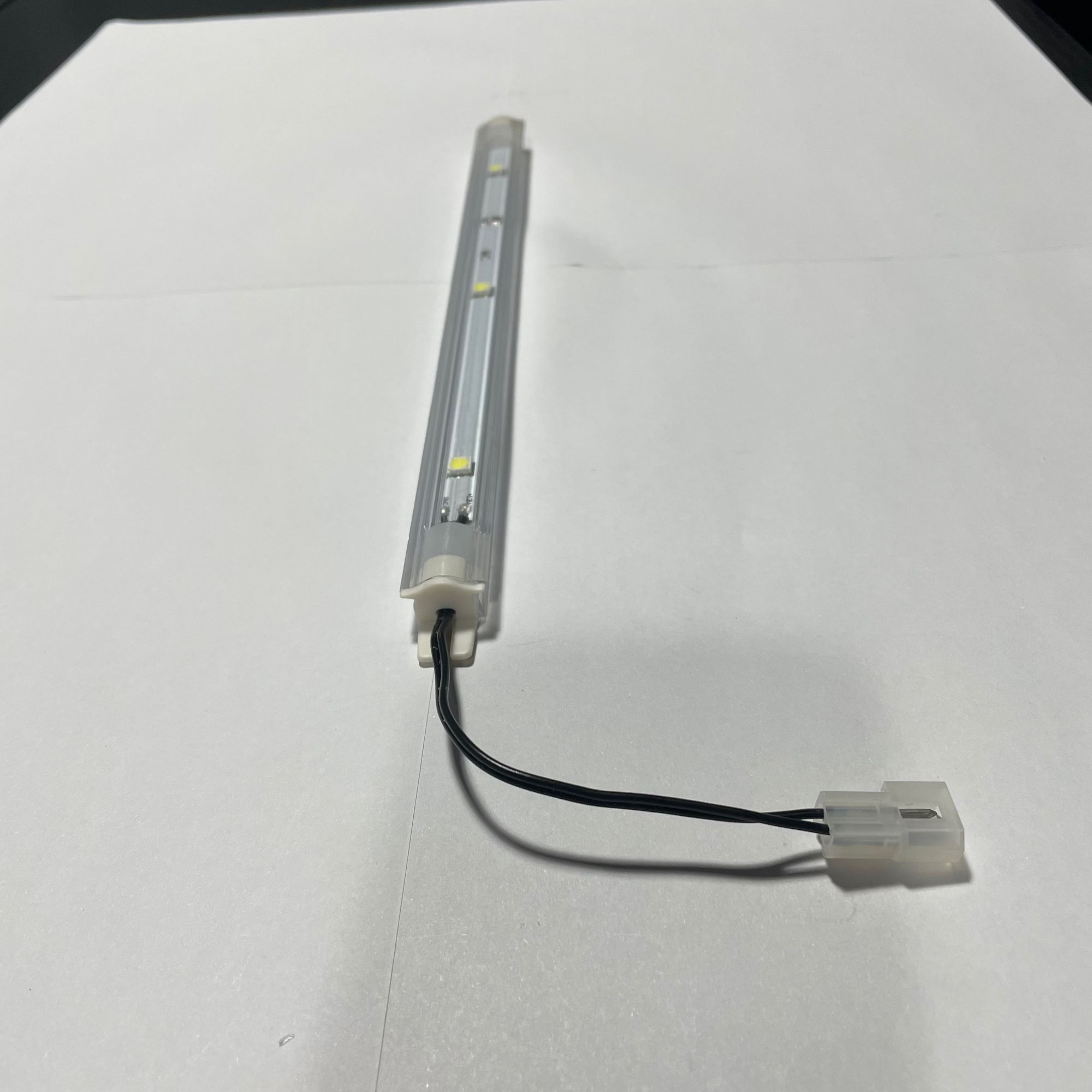 Multiple Uses LED Tube Light Waterproof Aluminum Housing Freezer & Refrigerator Lamp