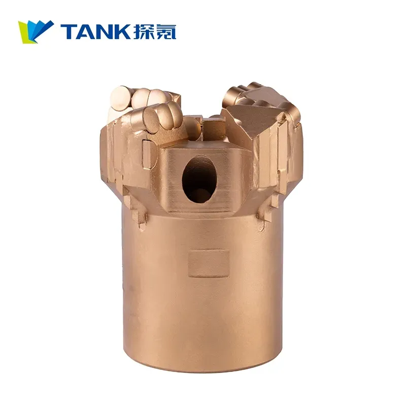 Four-Wing Open-Closed Drill Bit for Efficient Diamond Drilling