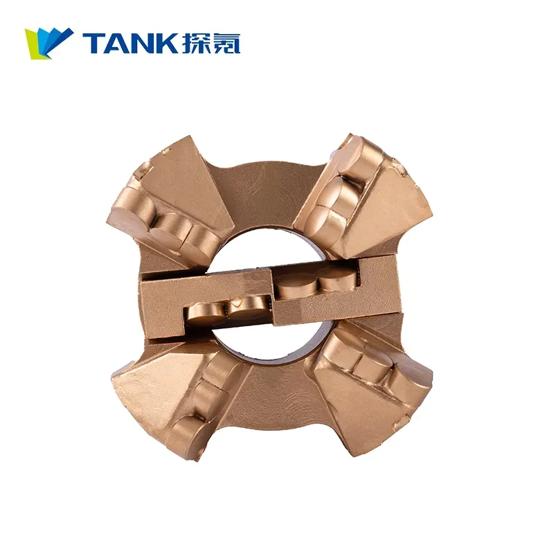 Four-Wing Open-Closed Drill Bit for Efficient Diamond Drilling