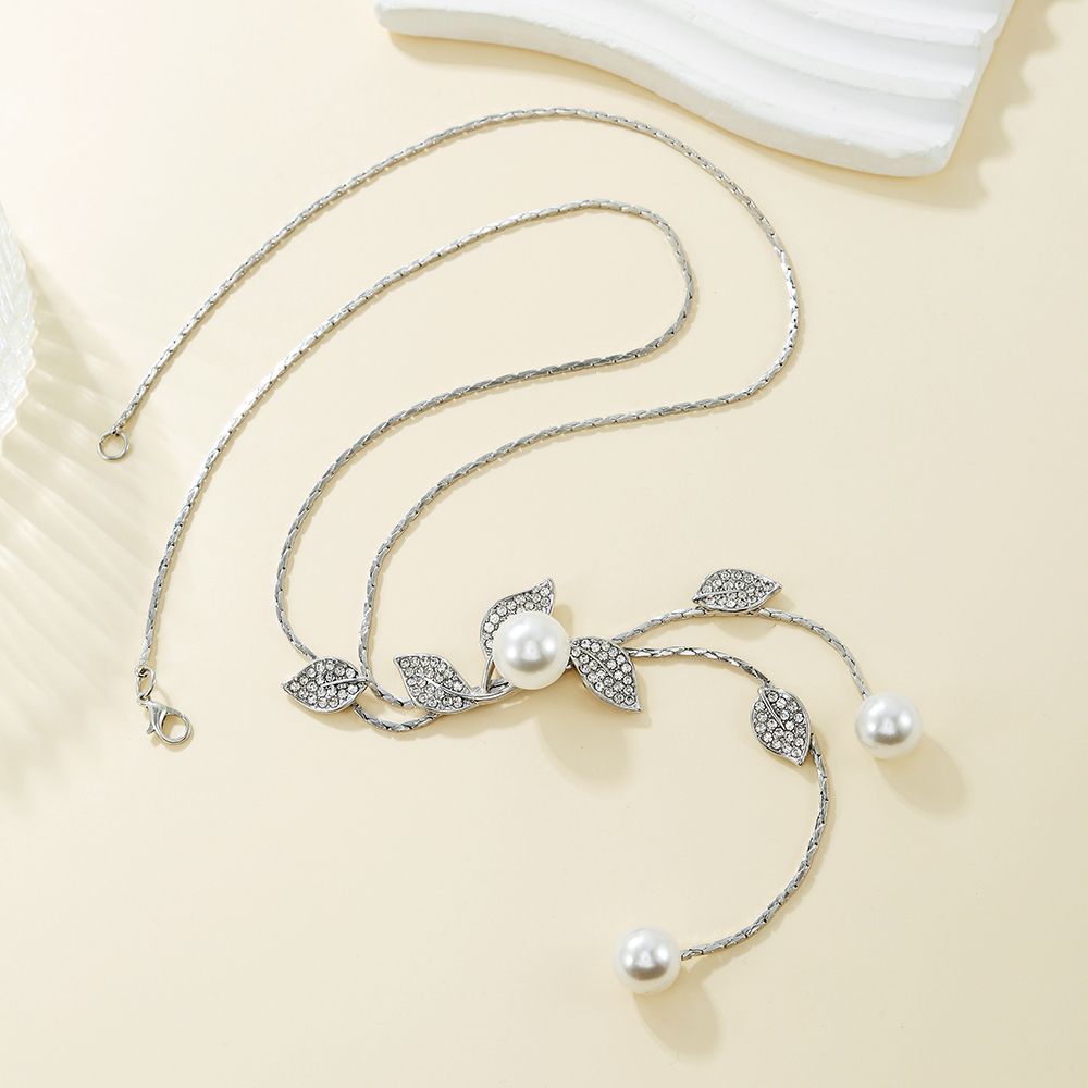 Y-Shaped Charm Necklace Leaf-Shaped Rhinestone Artificial Pearl Pendant Charm Long Necklace Adjustable Elegant Tassel Sweater Ch