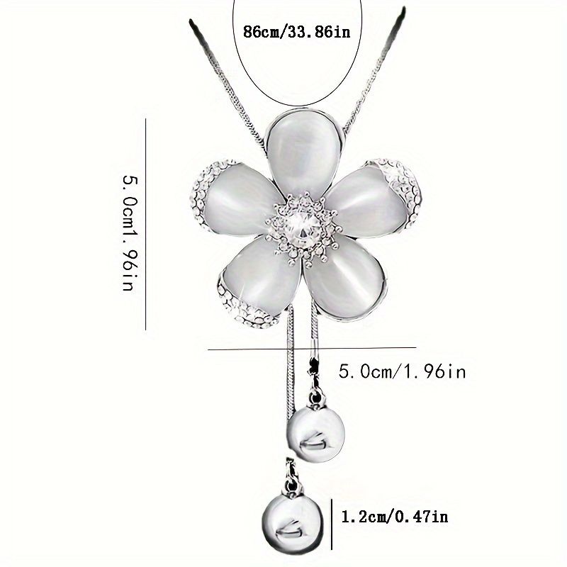 A Flower-Shaped Opal Larry Art Necklace with Ball Zinc Alloy Pendant, Personality Long Chain Necklace, Fashion Women's Jewelry