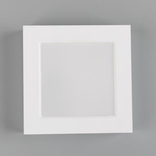 The high color rendering panel light accurately restores product colors, making it ideal for mall and retail store lighting