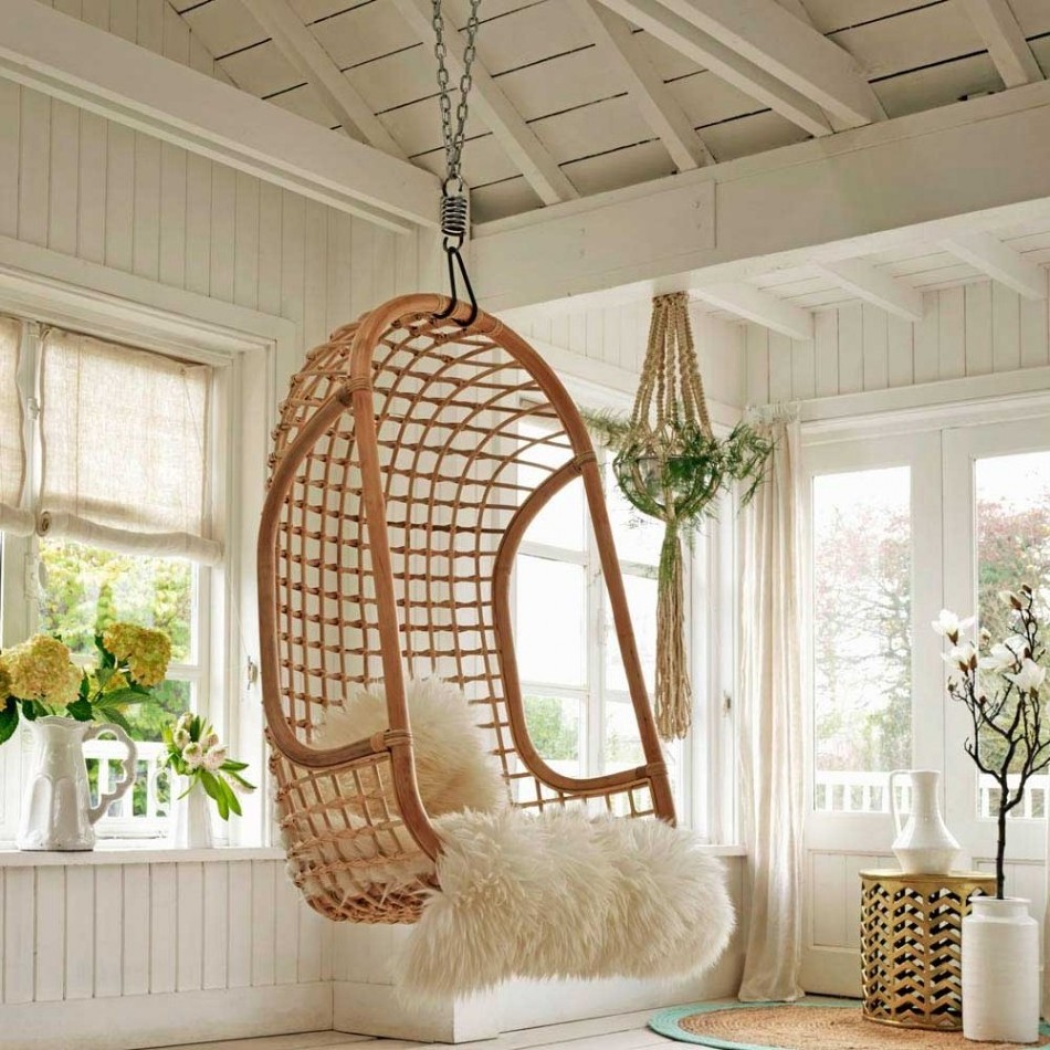 Handmade handwoven wicker craft rattan swings patio hanging chair outdoor egg shaped wholesale furniture cheap price Vietnam