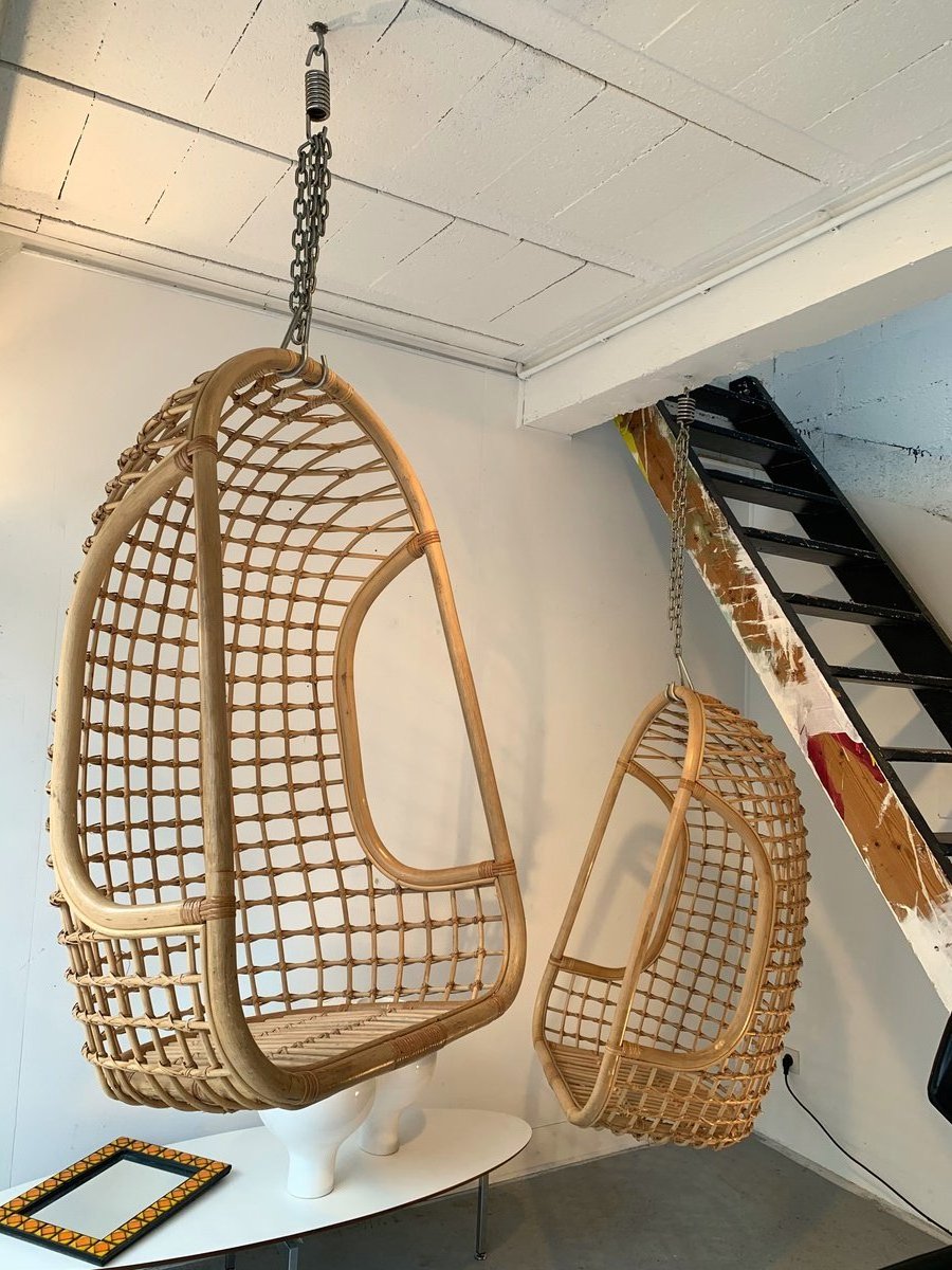 Handmade handwoven wicker craft rattan swings patio hanging chair outdoor egg shaped wholesale furniture cheap price Vietnam