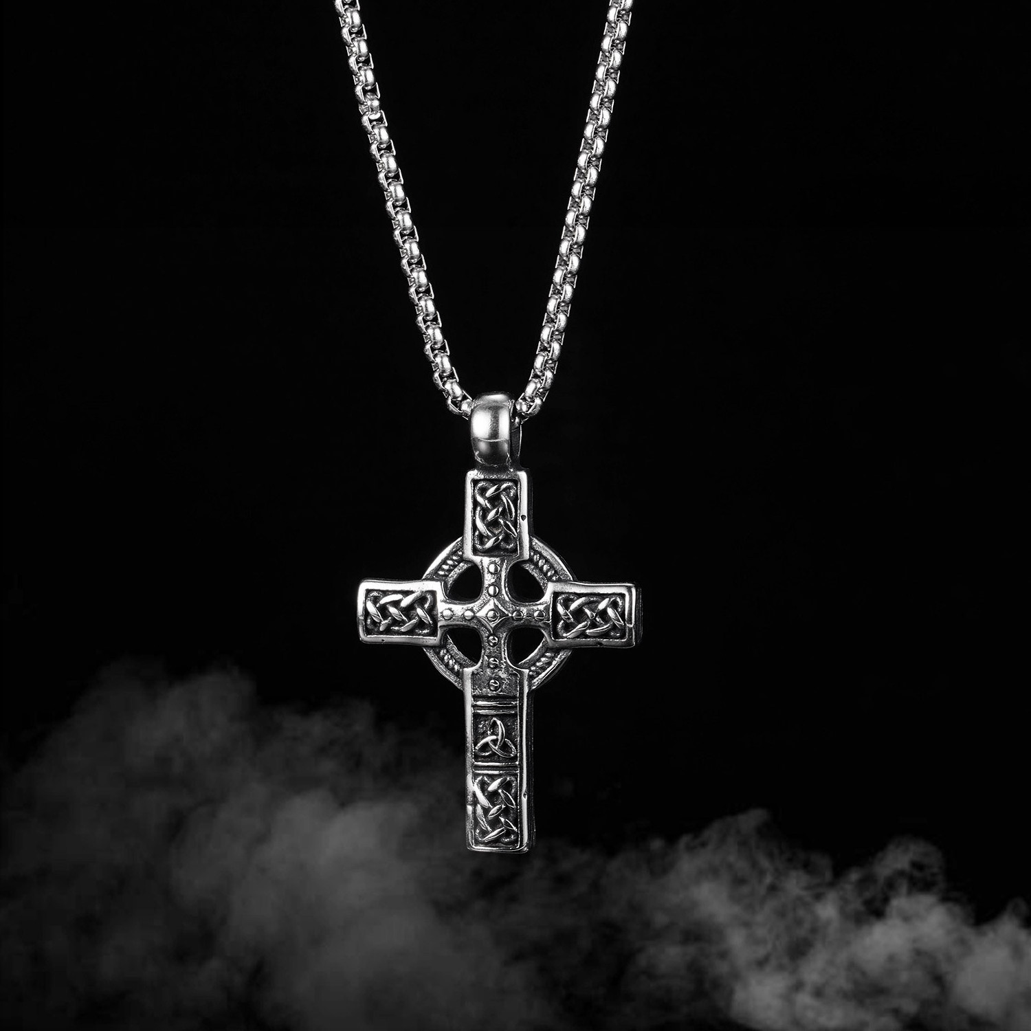 Custom Wholesale Stainless Steel Men Vintage Cross Celtic Jewelry Manufacturer Trending Pendant Necklace Jewelry