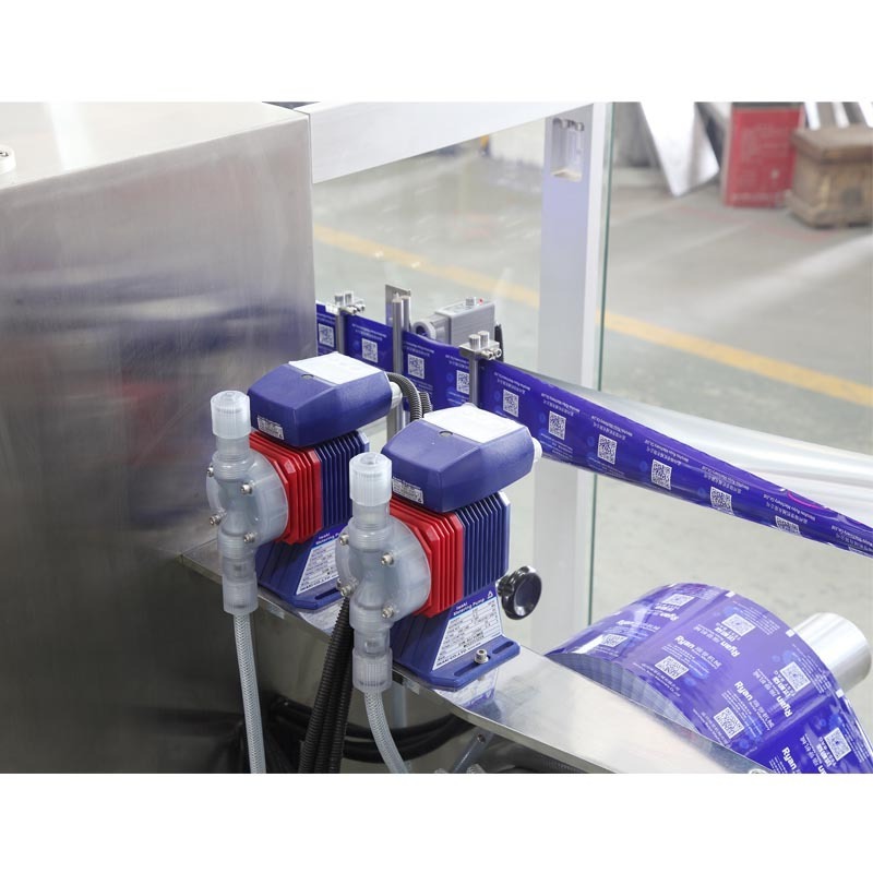 Wet Tissue Wipes Towel Making Machine/Single Wet Wipes Manufacturing Packing Machine Multi Use Wet Wipes Making Machine