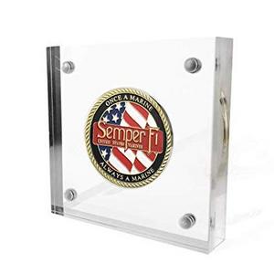 Custom Counter Freestanding Poker Chip Display Case Magnetic Sports Medal Block Acrylic Challenge Coin Display Holder