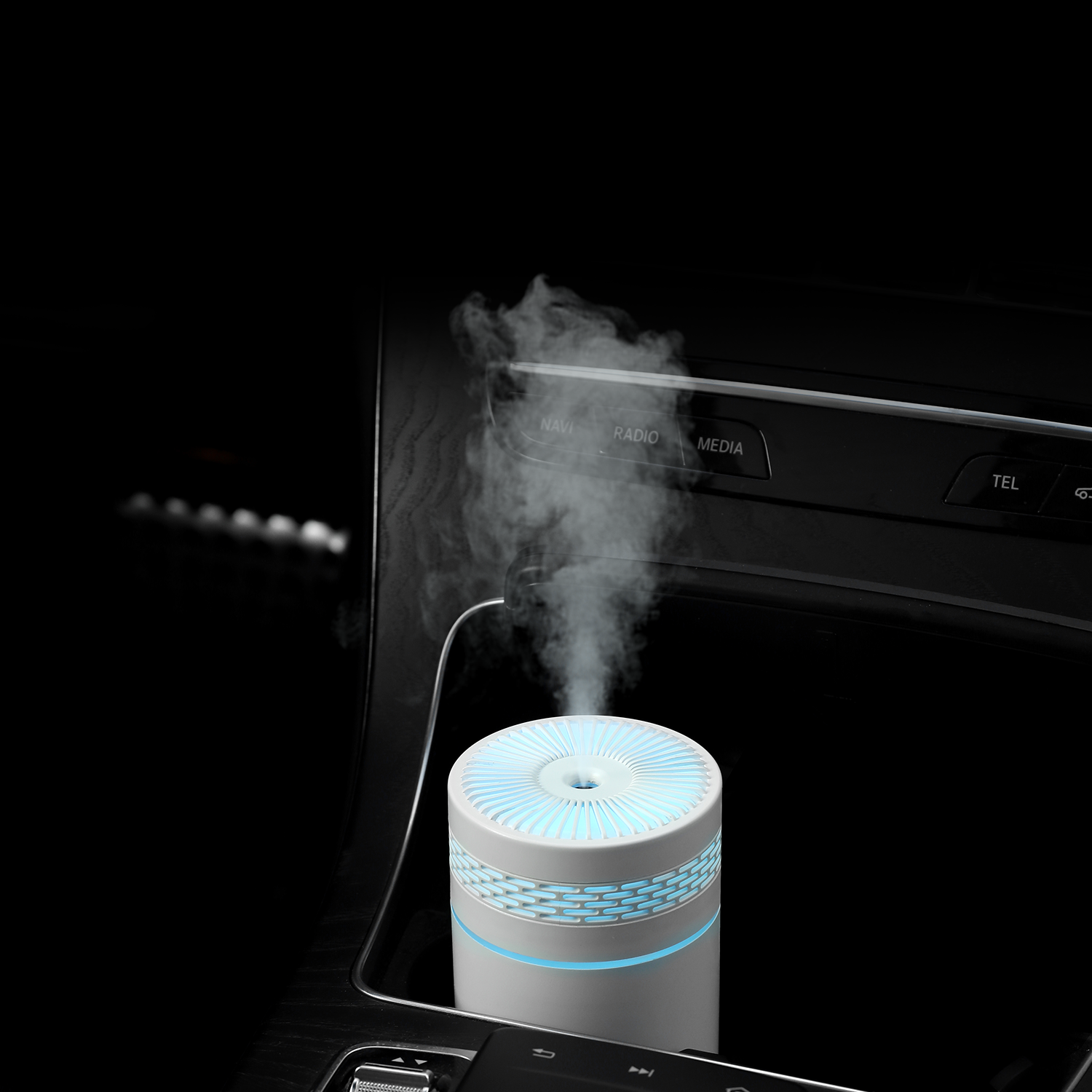 Hot Sell Portable Usb  Hotel Essential Aroma Oil Diffuser Spray Mist Colorful Cool  Mini Usb Car Humidifier