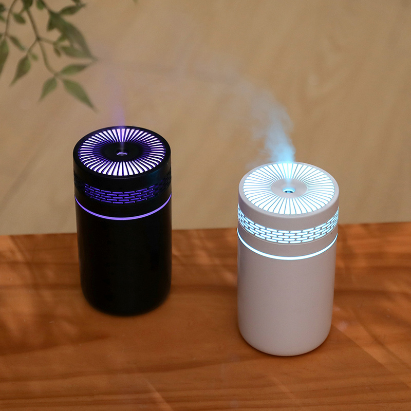 Hot Sell Portable Usb  Hotel Essential Aroma Oil Diffuser Spray Mist Colorful Cool  Mini Usb Car Humidifier