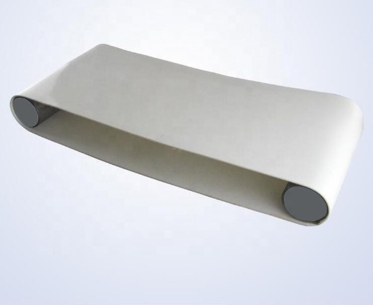 Heat resistant seamless silicone conveyor belt for zipper bag making machine