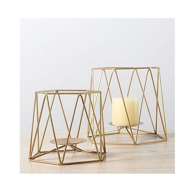 Metal Gold Plated Candle Holder Pillar with waves Design Hot selling Handmade candle Stand