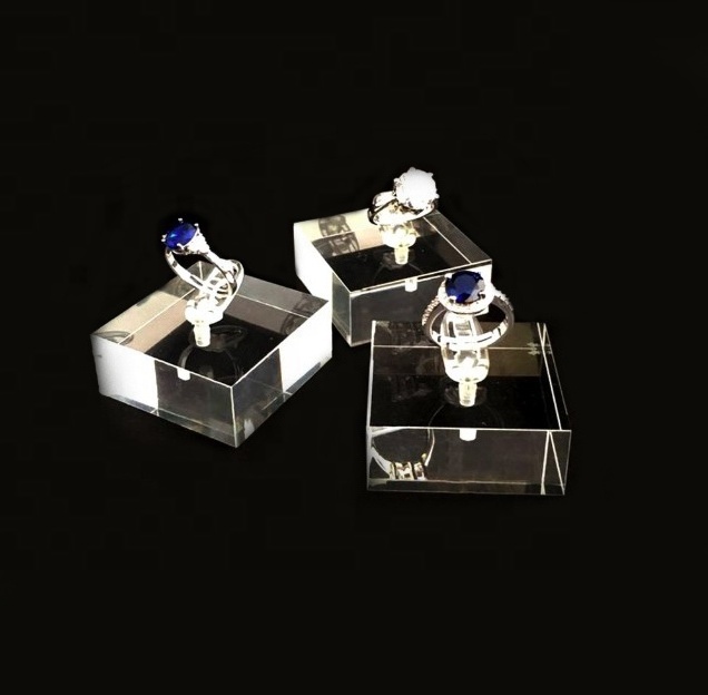 upscale presentation lucite rings displays glossy jewelry show stand